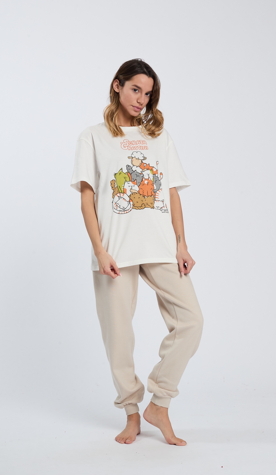 T-shirt Serata Grattini in Cotone 100% per il Tuo Look Casual e Comodo